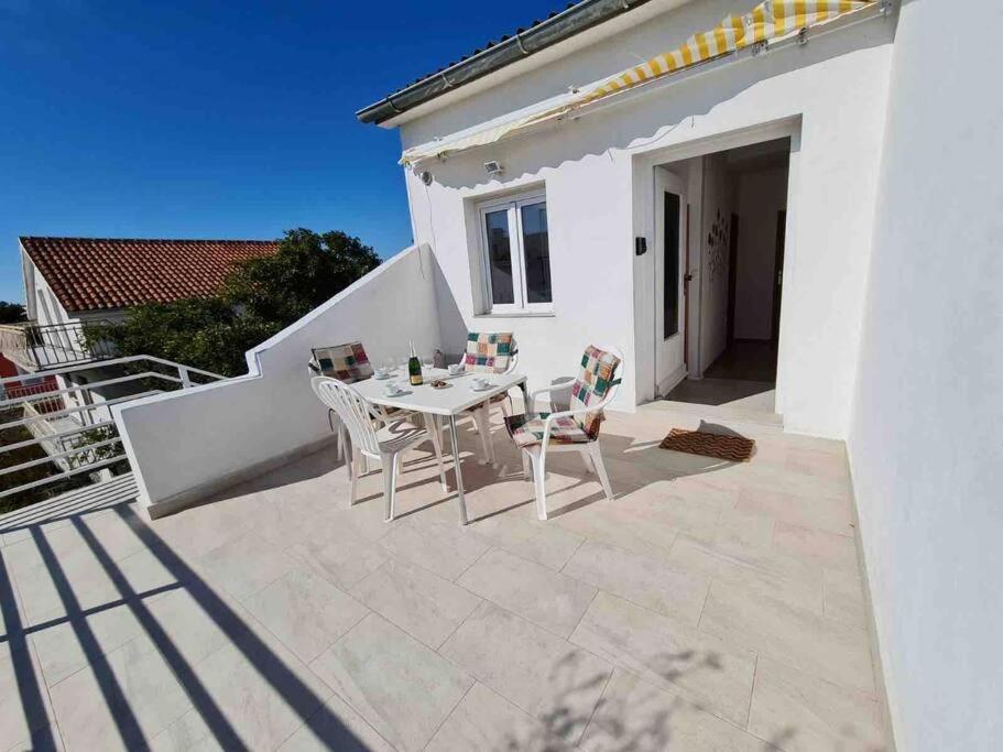 Prostorny Domov V Nejkrasnejsi Casti Chorvatska Apartman Vodice Kültér fotó