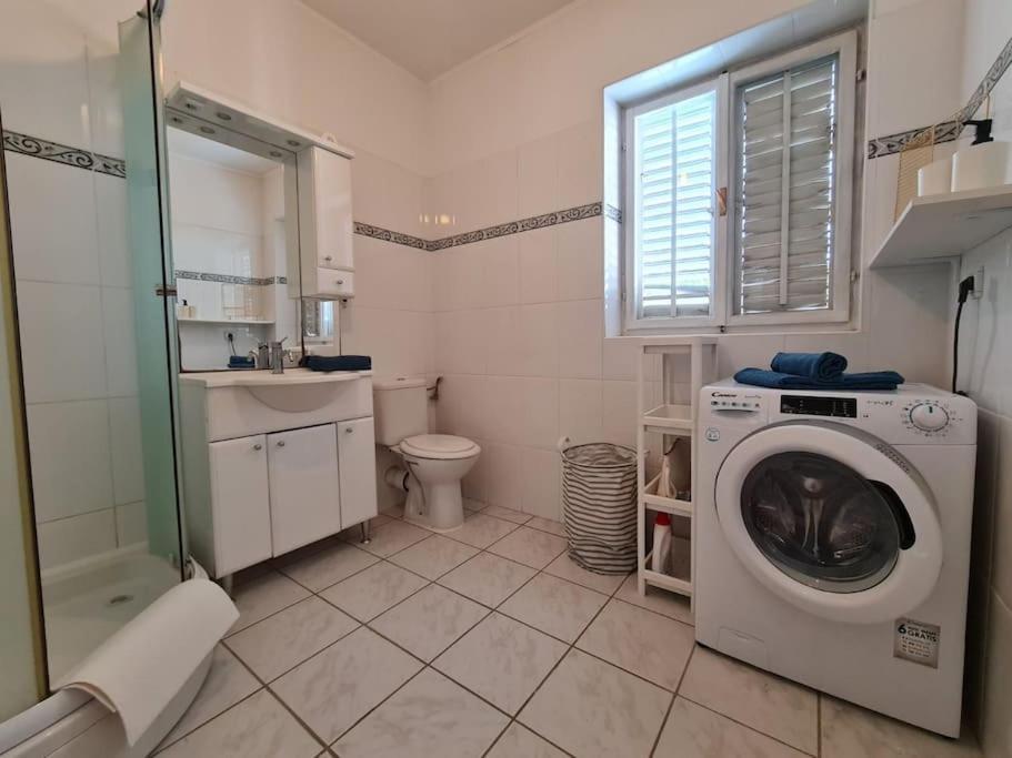 Prostorny Domov V Nejkrasnejsi Casti Chorvatska Apartman Vodice Kültér fotó